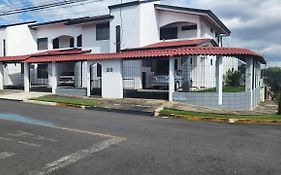Don Carlos Place Lower Unit